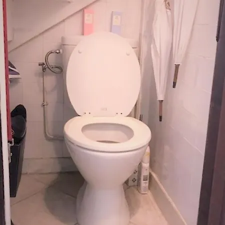 Maison De 3 Chambres Avec Piscine Partagee Jacuzzi Et Jardin Clos A Gassin